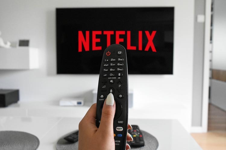 Novità in casa Netflix: nuovi aumenti e cambiamenti per la condivisione degli account